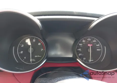 2017 Alfa Romeo Giulia Rwd из США, поврежденный, VIN ZARFAEBN1H7535053